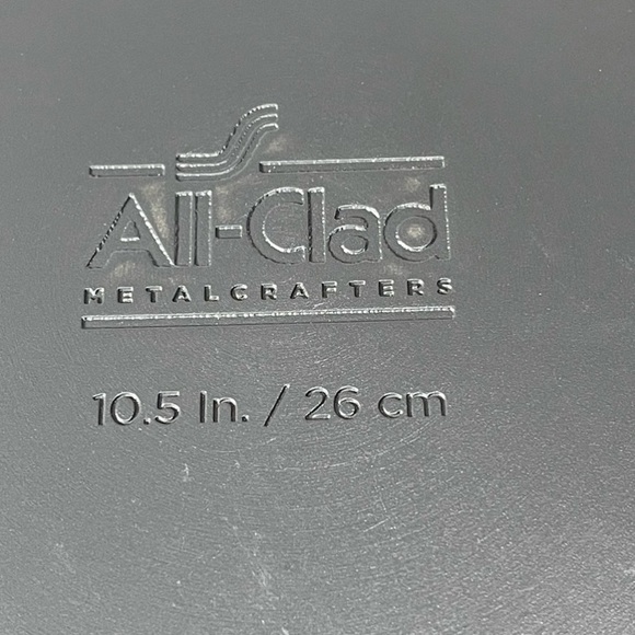 All Clad black non stick 10.5 inch skillet cookware Pan new - Picture 5 of 10